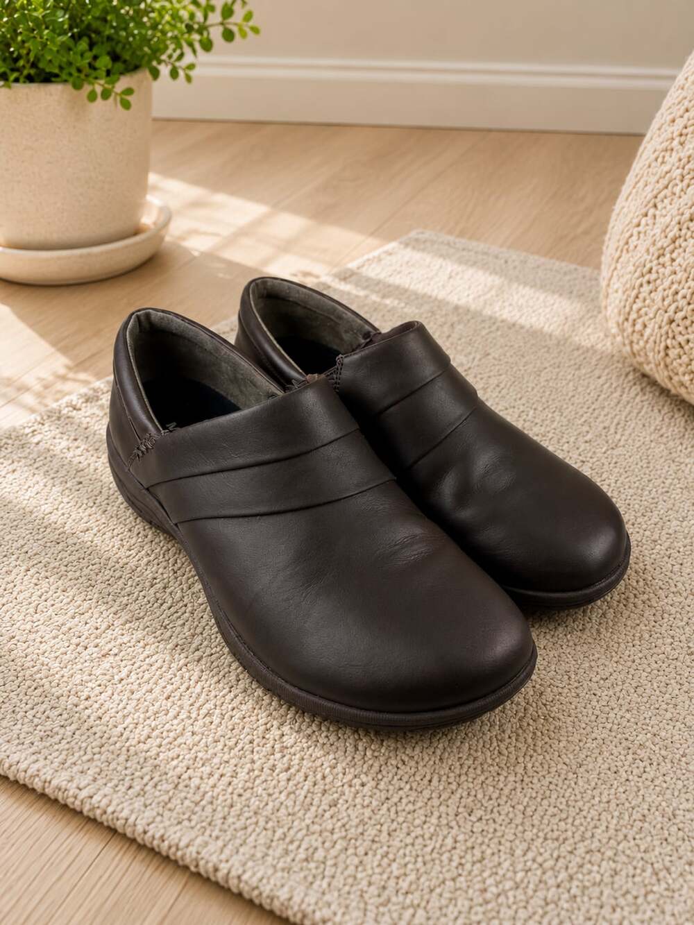 Merrell Dassie Stitch Slip On Leather Shoes Brown Comfort Loafers Women’s 9 Wide